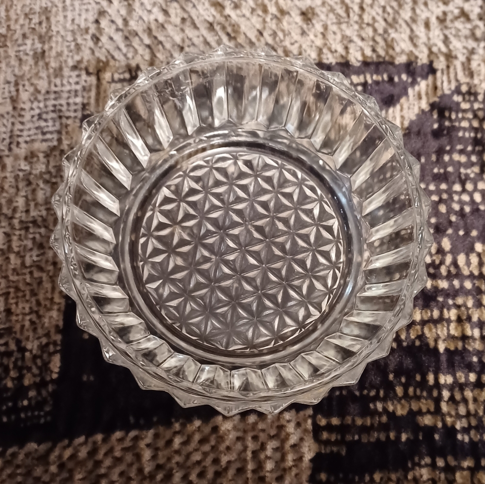 4/$30 Thick Textuted Glass Candy Bowl